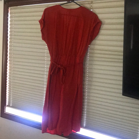 Below knee length dress. - Picture 2 of 2